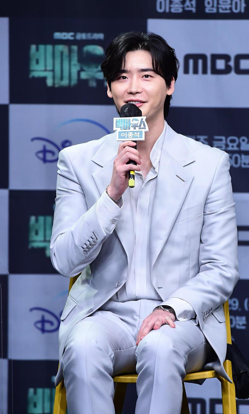 Lee Jong-suk On Returning To K-Dramas, Post Military Service, And More -  HELLO! India