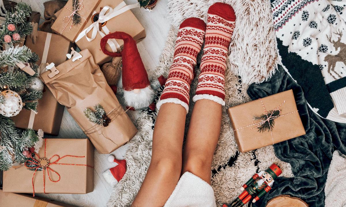 11 Pairs Of Socks That Will Brighten Up Dull Winter Days - HELLO
