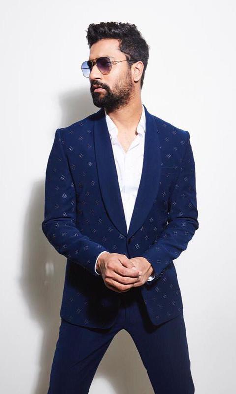 Vicky Kaushal Knows How To Make Suits And Tuxes Look Cool - HELLO! India