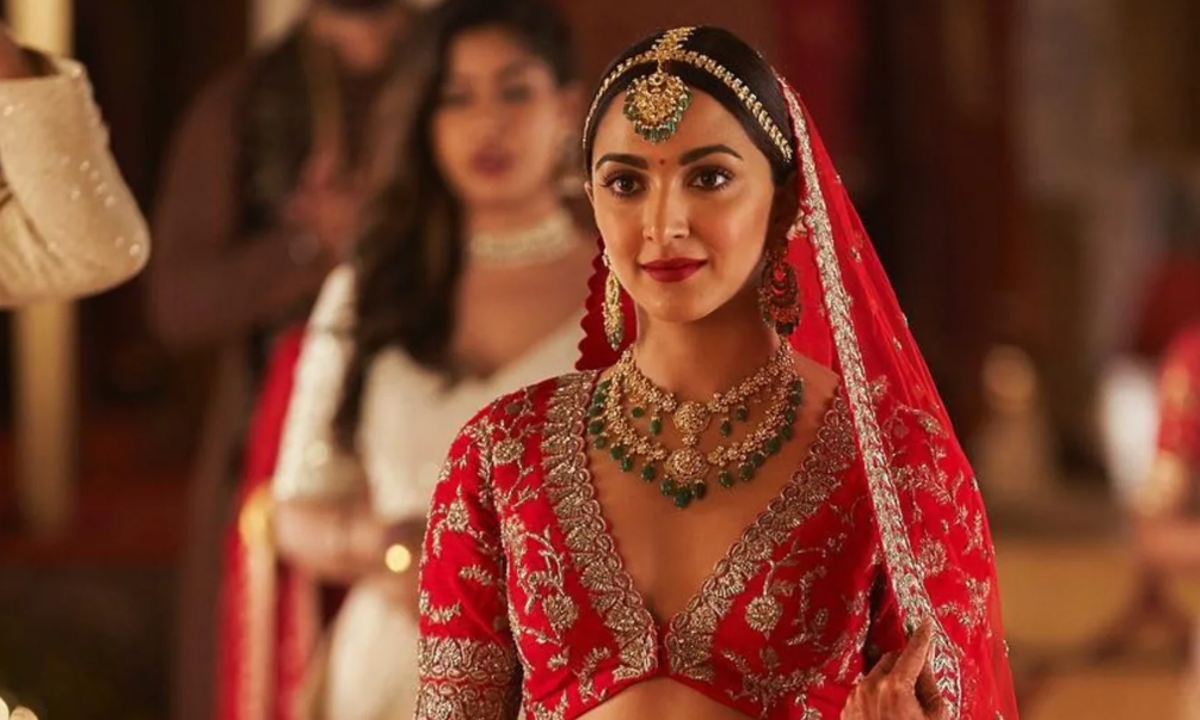 Here's what went into making Kiara Advani and Sidharth Malhotra's wedding  outfits | Filmfare.com