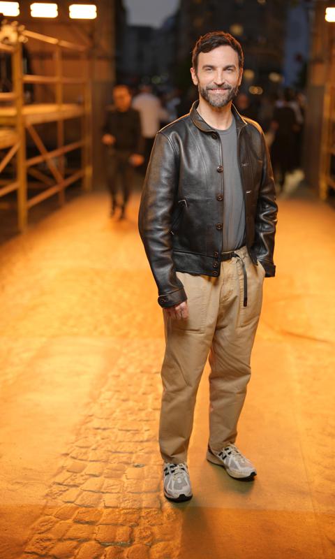 Louis Vuitton: Front Row - Paris Fashion Week - Menswear Spring