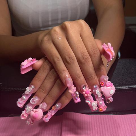leah👑 on Instagram: “which ones? 💅🏼👑 • • • #nails #nailart #baddienails  #baddies #nails💅 #rings… | Pink acrylic nails, Long square acrylic nails,  Acrylic nails