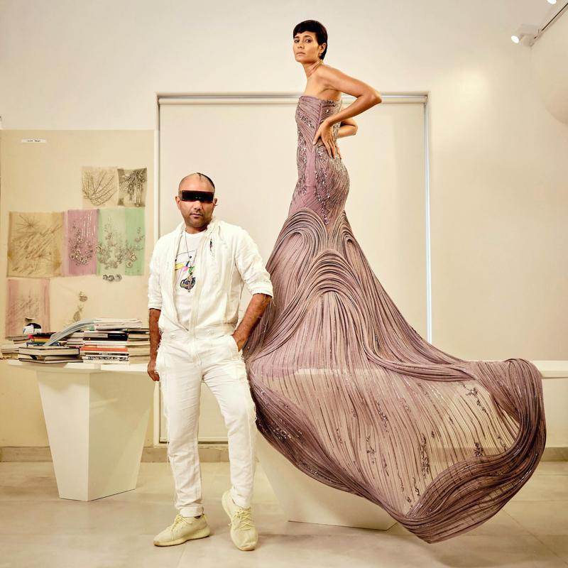 Get a closer look at Gaurav Gupta and IBM Watson's cognitive sari gown |  Vogue India