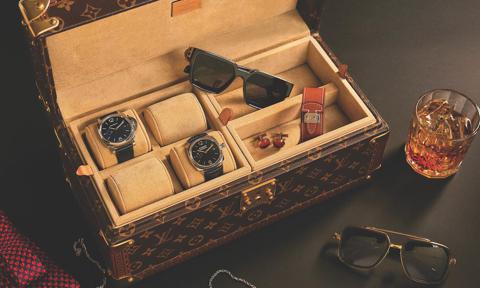 Stylish Men's Louis Vuitton Watches for Sale