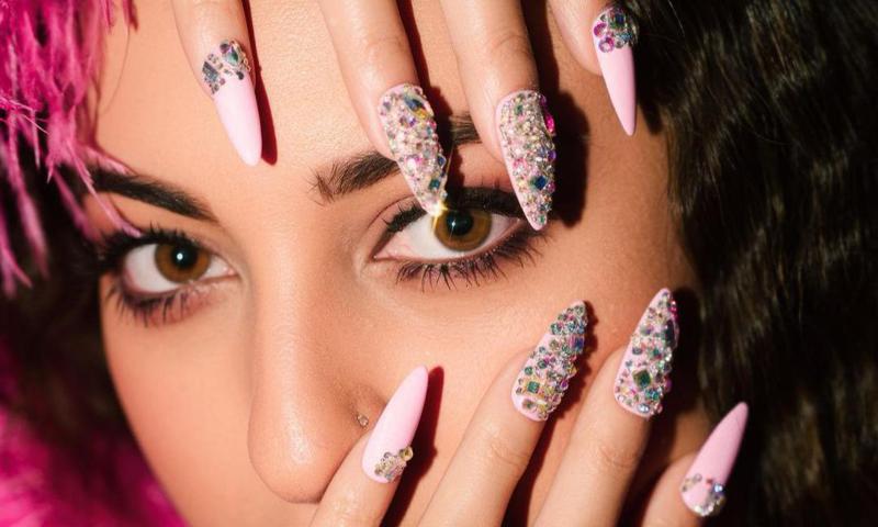 33 Unique Acrylic Nail Designs To Make Your Look Unforgettable