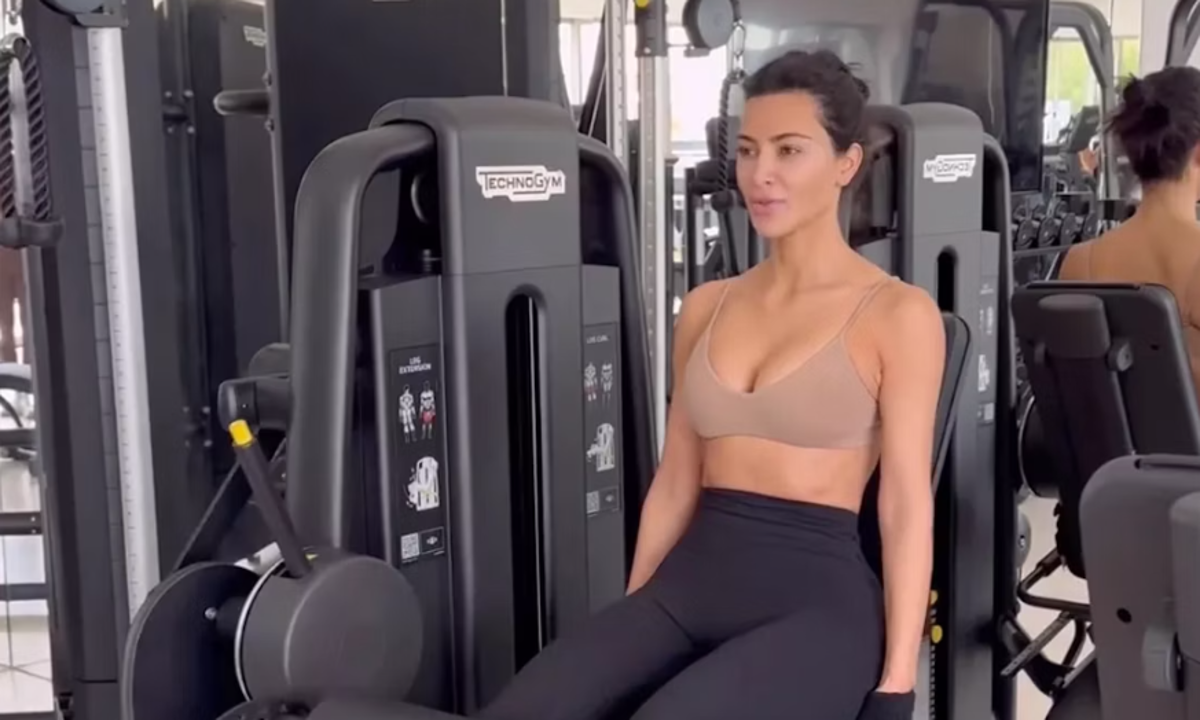 Kim Kardashian working out