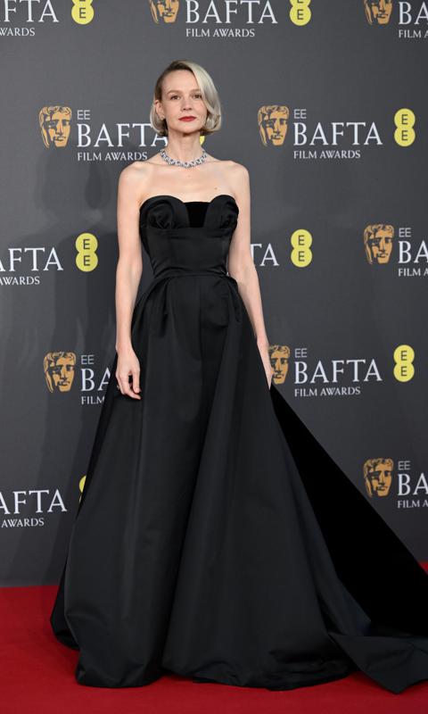 All The Best Dressed Celebrities At The 2024 BAFTA Awards - HELLO! India